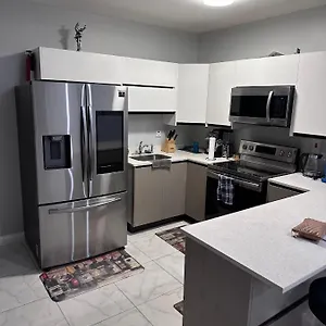 Lavishhomesja At Thelofts Apartment