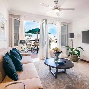 & Terrace 4d Apartment